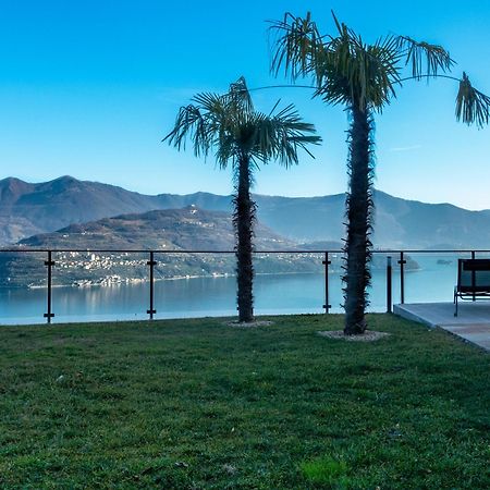 Mia Isola With Lake View, Garden And Swimming Pool Parzanica 외부 사진