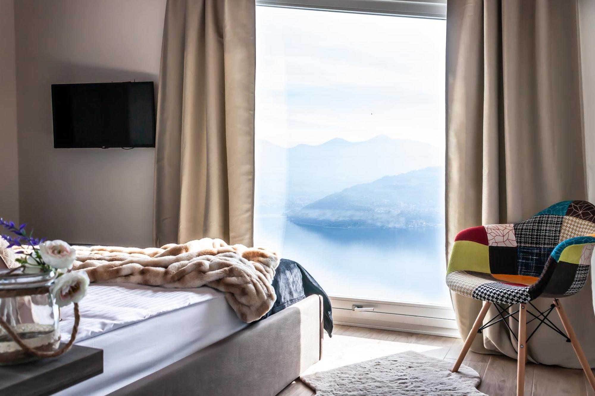 Mia Isola With Lake View, Garden And Swimming Pool Parzanica 외부 사진